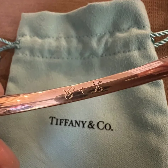 Narrow Tiffany & Co. Silver 1870 Cuff Bracelet - Picture 4 of 4